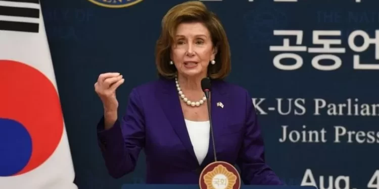 China suspende acuerdos de cooperación con EE.UU y sanciona a Pelosi como represalia por su viaje a Taiwán