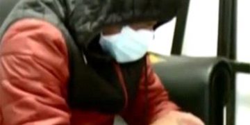 HURTA CELULAR  PARA DEVOLVER A SU DUEÑO
