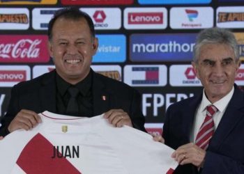 Juan Reynoso tendrá su primera gira junto a la Selección Peruana y Oblitas confirmó el amistoso con México