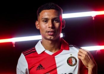 Marcos López ya puede debutar  con Feyenoord: el peruano  obtuvo su permiso de trabajo