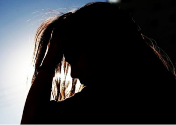 MUJER GESTANTE INTENTA QUITARSE LA VIDA