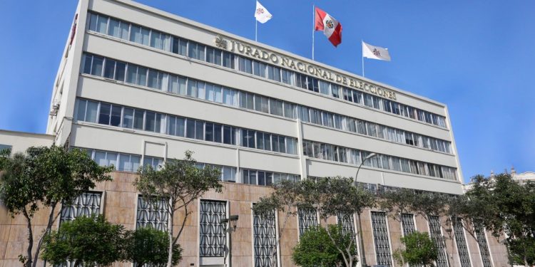 JNE AFIRMA QUE PARTICIPACIÓN DE DIVERSOS ACTORES  GARANTIZA QUE NO EXISTA FRAUDE ELECTORAL