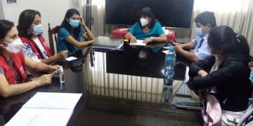DIRECTORA DE EDUCACIÓN SE REUNIÓ CON FUNCIONARIOS DEL MINISTERIO DE VIVIENDA Y MUNICIPALIDAD PROVINCIAL DE TAMBOPATA