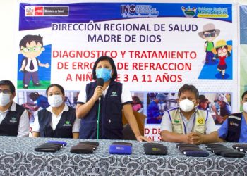 NIÑOS DE 3 A 11 AÑOS RECIBEN LENTES