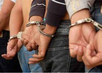 CAEN CON OBJETOS ROBADOS DE UNA VIVIENDA