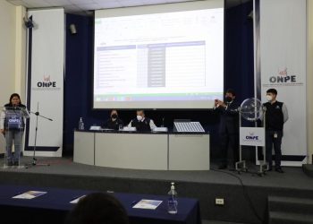 ONPE FIJÓ ORDEN DE APARICIÓN DE PARTIDOS POLÍTICOS Y MOVIMIENTOS REGIONALES EN LA CÉDULA DE SUFRAGIO