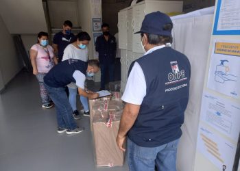 RECIBE MATERIAL DE CAPACITACIÓN PARA ELECCIONES REGIONALES Y MUNICIPALES 2022