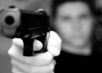 ASALTO EN PUEBLO VIEJO