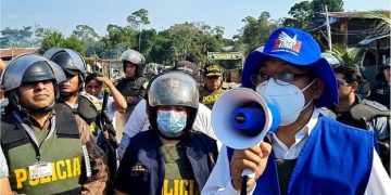 UN POLICÍA DETENIDO, UN MUERTO Y AL MENOS 13  HERIDOS TRAS PROTESTAS EN LA PAMPA