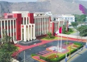 Universidad Nacional  de Ingeniera alberga  a manifestantes del  sur que llegan para  marchas en Lim