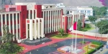 Universidad Nacional  de Ingeniera alberga  a manifestantes del  sur que llegan para  marchas en Lim