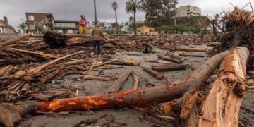 Sequías, incendios e inundaciones:  los desastres naturales ponen a  prueba a California