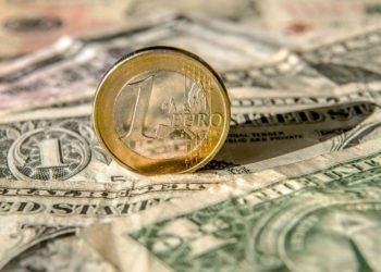 Atención! La cotización del euro cae hasta  1,08 dólares