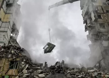 El Kremlin rechaza las acusaciones de Ucrania por la explosión de un edificio residencial en Dnepropetrovsk