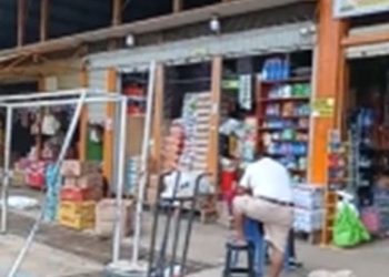 CENTRO COMERCIAL  “3 DE MAYO” REABRIÓ  SUS PUERTAS