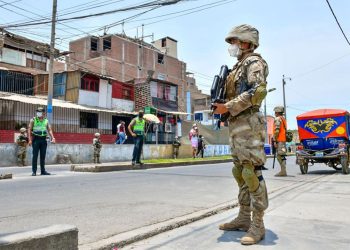 GOBIERNO DE DINA BOLUARTE DECLARA ESTADO DE EMERGENCIA  EN TAMBOPATA Y TAHUAMANU EN MADRE DE DIOS