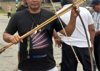 LÍDER HARAKBUT DENUNCIA AMEDRENTAMIENTO DE LA POLICÍA