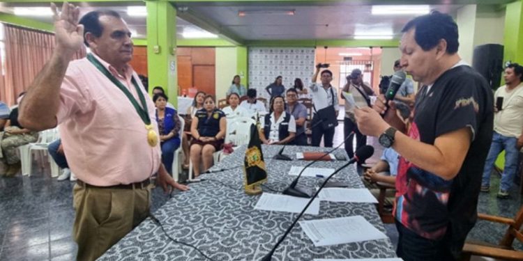 PRESENTAN A NUEVO PRESIDENTE DEL COMITÉ MULTISECTORIAL DE SALUD LOCAL PARA LA LUCHA CONTRA EL DENGUE