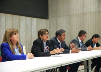 SE REUNIERON CON MINISTRA DE EDUCACIÓN PARA SOLICITAR PLAZAS DOCENTES PARA MADRE DE DIOS