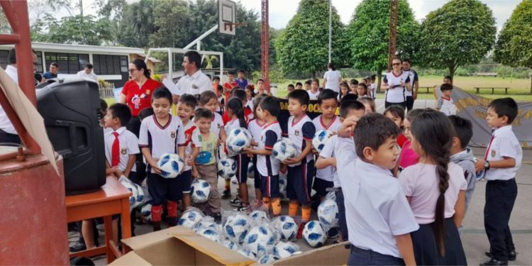 SE ENTREGARÁN BALONES DE FÚTBOL