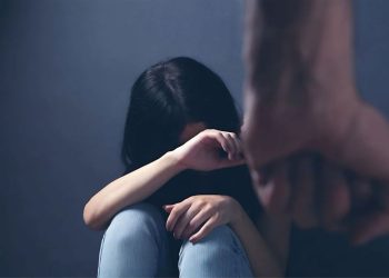 BRASILERO TERMINA EN COMISARÍA POR MALTRATO A LA MUJER