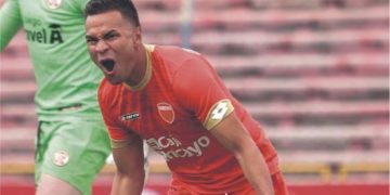 Luis Benites, futbolista profesional: “Me cuido mucho para tener un  mejor rendimiento”