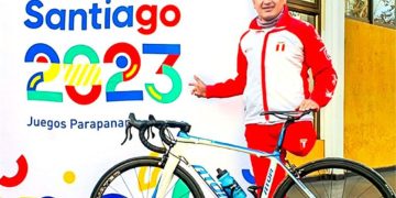 Paraciclista Yuber Pichihua rumbo a la Copa del  Mundo de Ruta en Estados Unidos