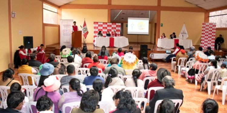 PODRÁN PRESENTAR DENUNCIAS SOBRE PRESUNTAS  IRREGULARIDADES EN AUDIENCIAS PÚBLICAS DE LA CONTRALORÍA