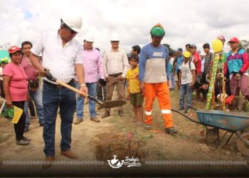 PUSO EN MARCHA CONSTRUCCIÓN DE LA CARRETERA  SOL NACIENTE-GUACAMAYO