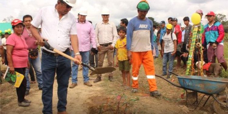 PUSO EN MARCHA CONSTRUCCIÓN DE LA CARRETERA SOL NACIENTE-GUACAMAYO