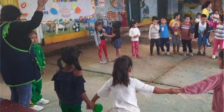 ESCUELA DE INICIAL EN DELTA 1 SE QUEDA SIN DOCENTE Y PADRES PREPARAN PLANTÓN