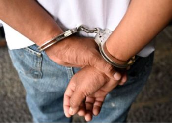 ATRAPAN  ‘ROBACASAS’ EN PLENA FAENA