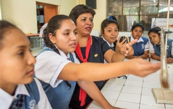 MINEDU OFRECE 113 MIL  PLAZAS PARA REASIGNACIÓN  DOCENTE 2O23