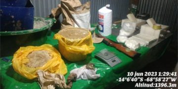 HALLAN LABORATORIO DE COCAÍNA Y MÁS DE  100 KILOS DE DROGA, ARMA Y MUNICIONES