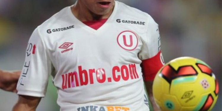 Edison Flores vuelve a  Universitario, en calidad  de préstamo, por los  próximos 18 meses
