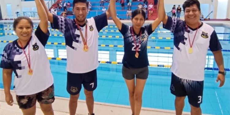 MEDALLA DE ORO PARA DOCENTES DE LA IE APLICACIÓN, EN LA DISCIPLINA, SALTO LARGO Y NATACIÓN POSTAS; JUEGOS  DEPORTIVOS CULTURALES MAGISTERIALES 2023 “DOS DE MAYO”