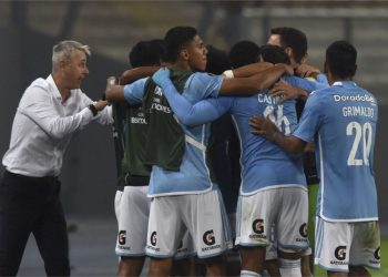 Tiago Nunes: “Nuestro deseo era  llegar vivos a la última fecha y estamos vivos”.