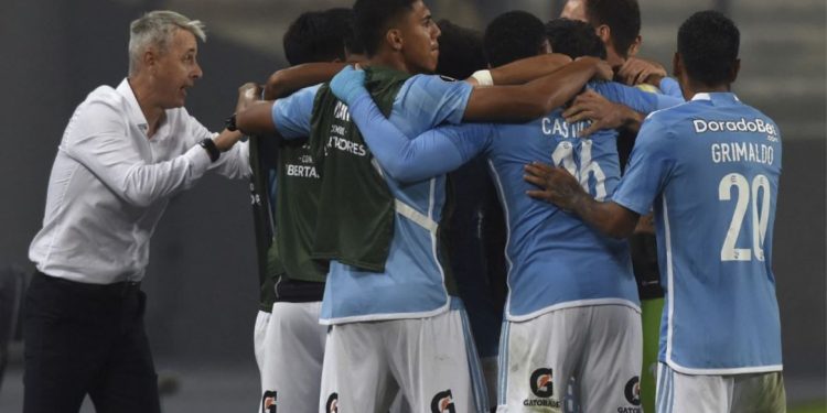 Tiago Nunes: “Nuestro deseo era  llegar vivos a la última fecha y estamos vivos”.